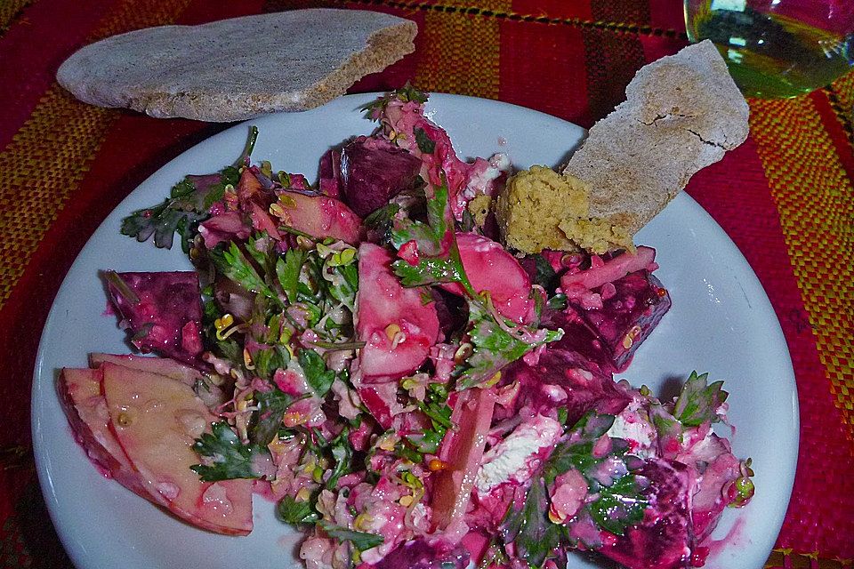 Rote Bete-Tahini Salat