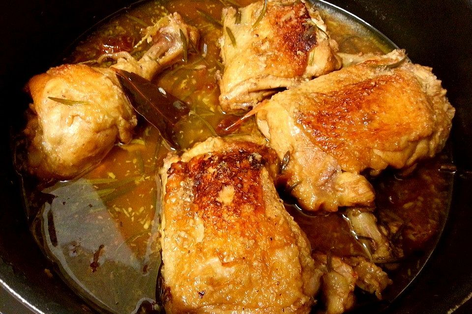 Pollo al ajillo