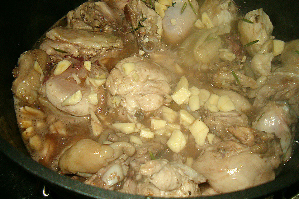 Pollo al ajillo