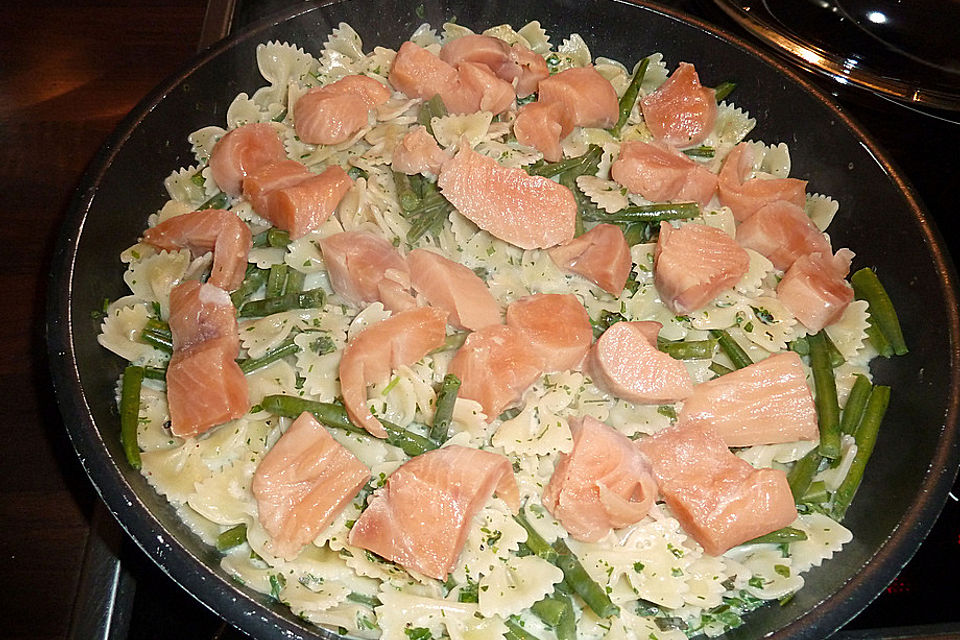 Lachs-Kräuter-Pfanne