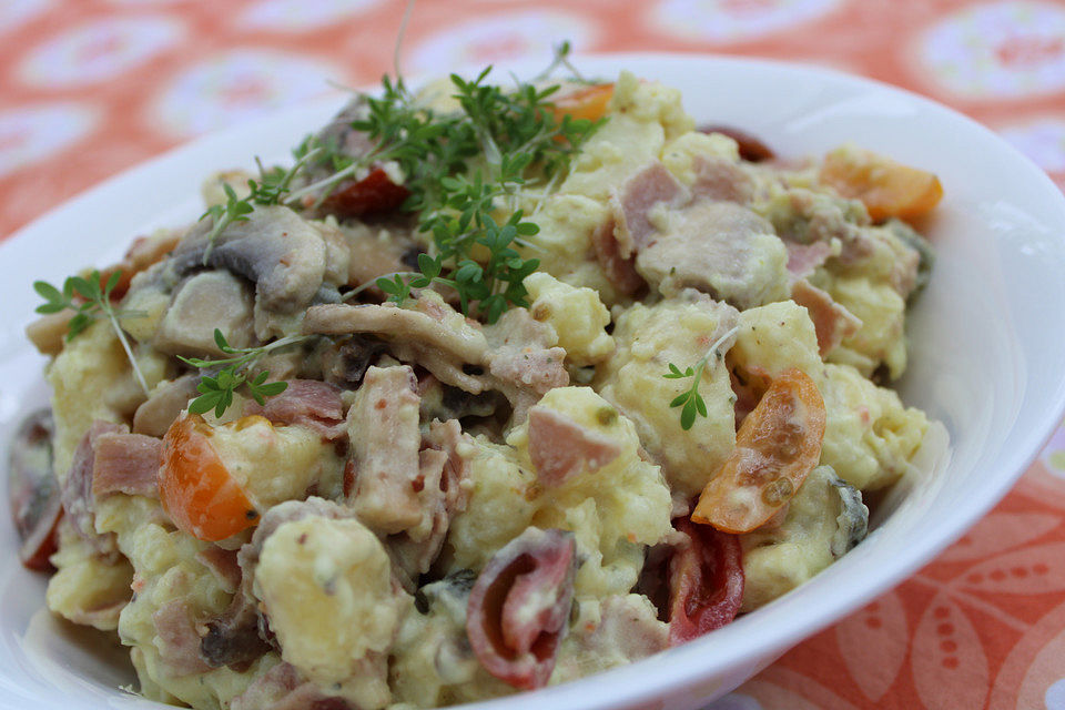 Bratkartoffelsalat mit Champignons & Schinken