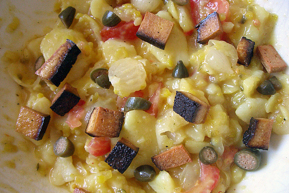 Pikanter Kartoffelsalat mit Piccalilli