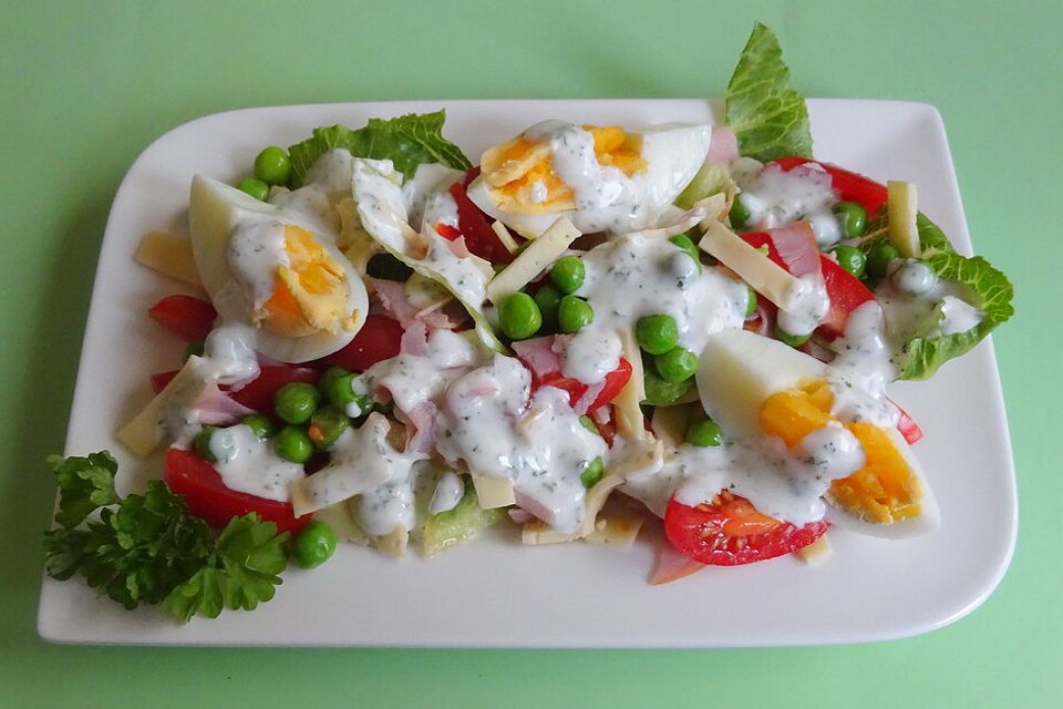 Eiersalat mit Erbsen