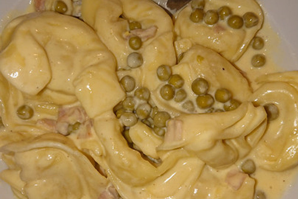 Tortellini alla Panna