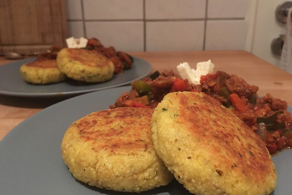 Couscous-Bratlinge mit Käse