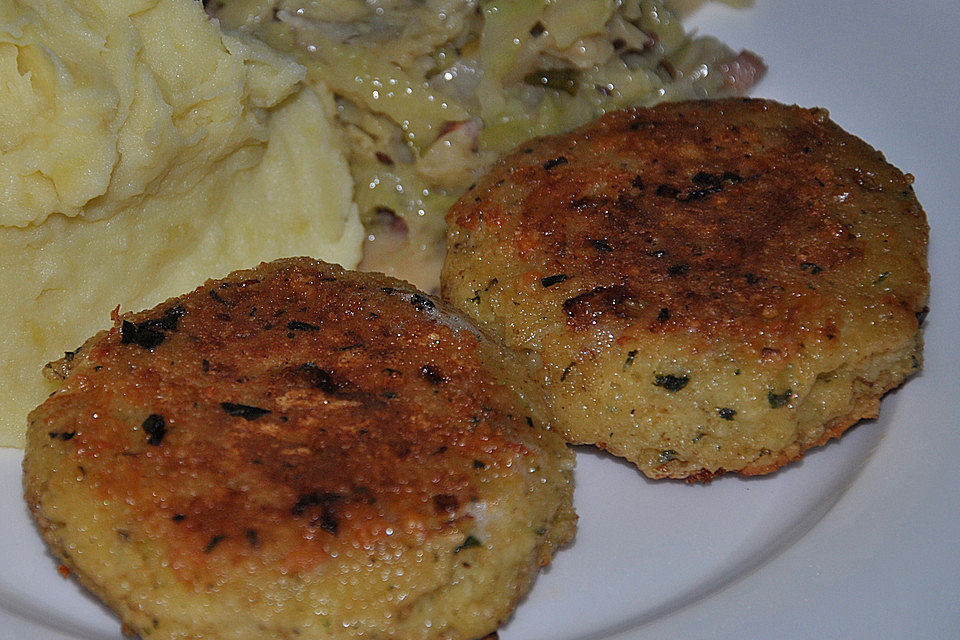 Couscous-Bratlinge mit Käse