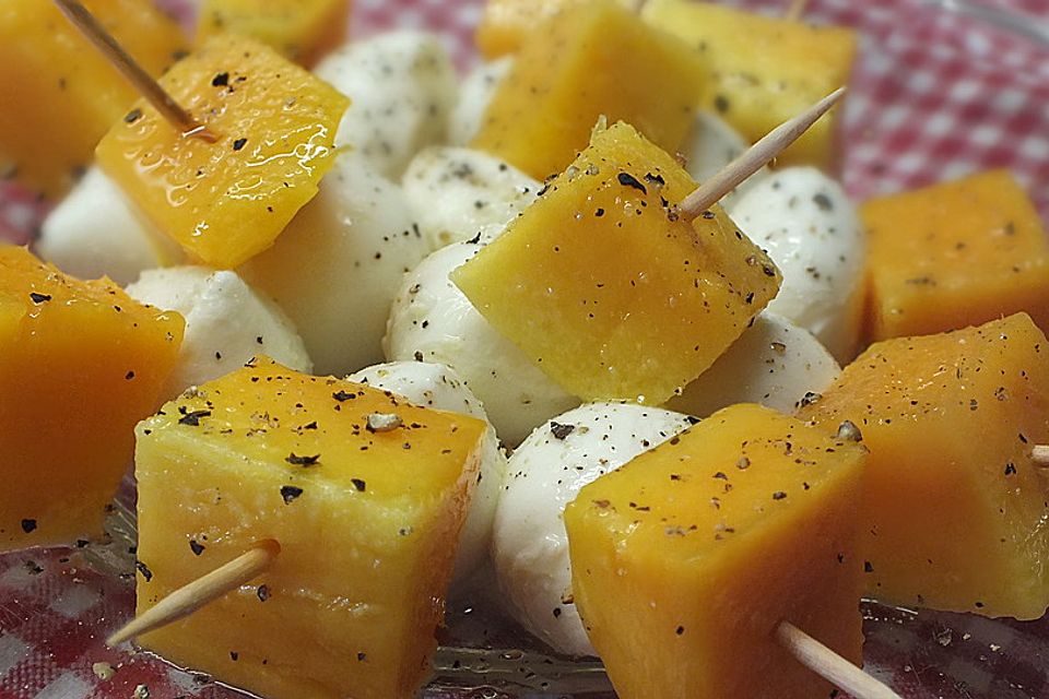 Mango-Mozzarella-Spieße