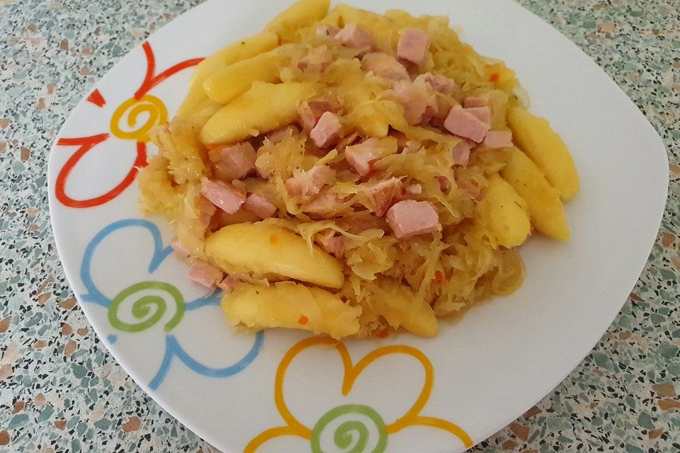 Kasseler Schupfnudeln mit Sauerkraut