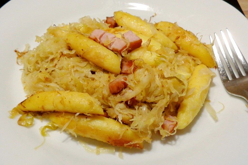 Kasseler Schupfnudeln mit Sauerkraut