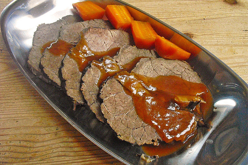 Alohas Glühweinbraten mit Zwetschgenmus