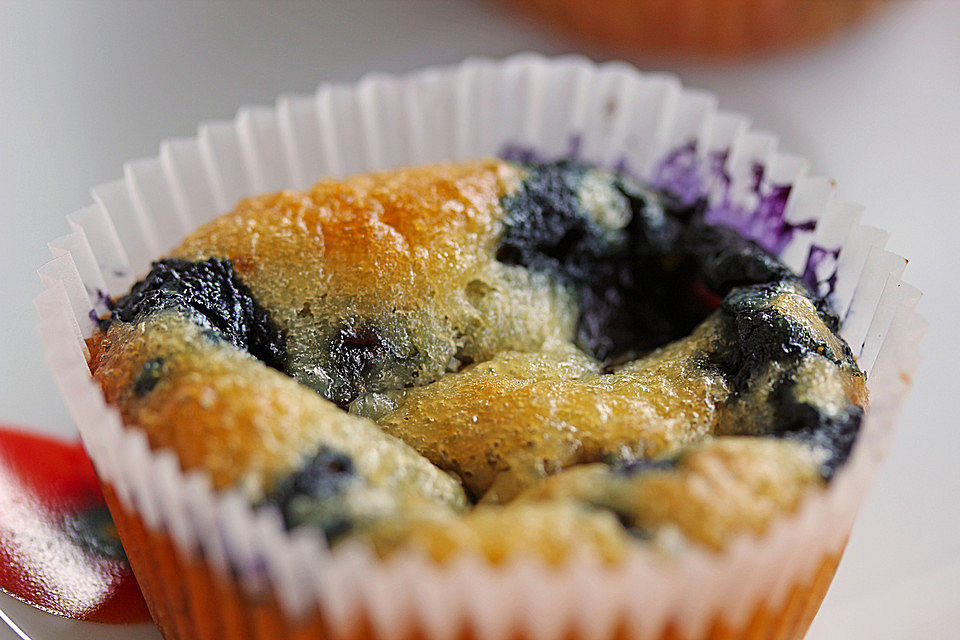 Buttermilchmuffins mit Heidelbeeren