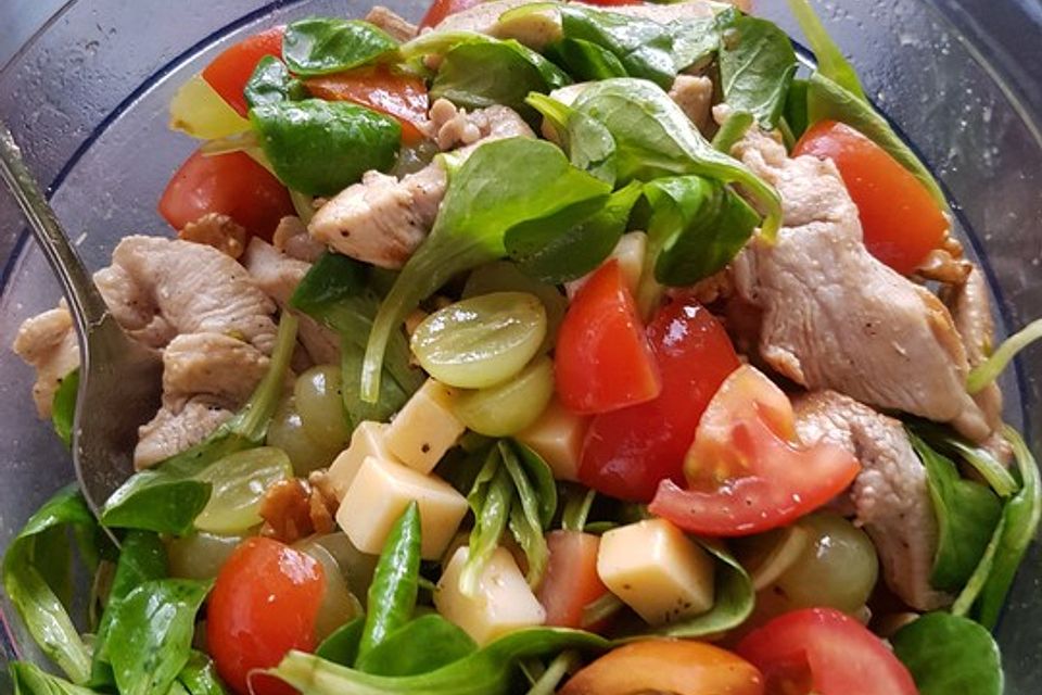 Frischer sommerlicher Salat