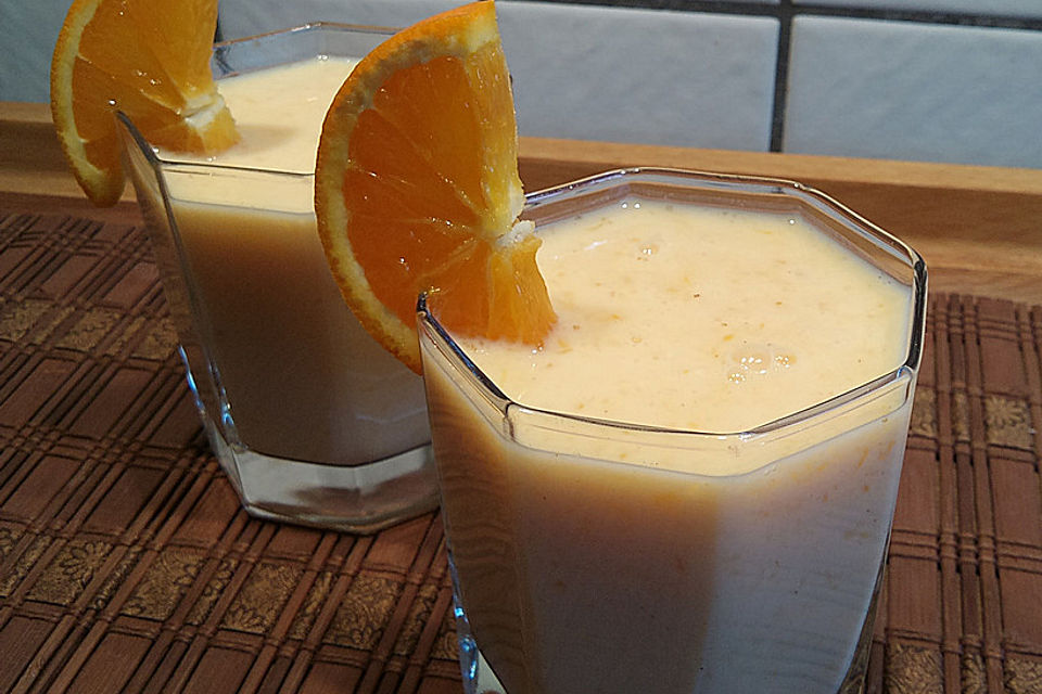 Buttermilch-Orangen-Shake