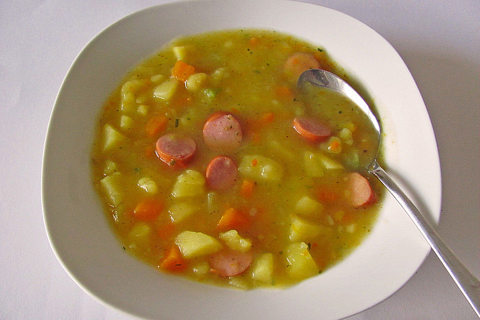 Kartoffelsuppe mit Käse