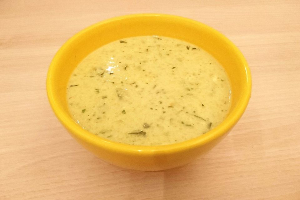 Zucchini-Linsensuppe mit Kokos