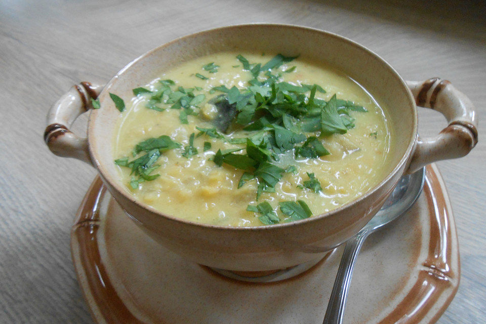 Zucchini-Linsensuppe mit Kokos