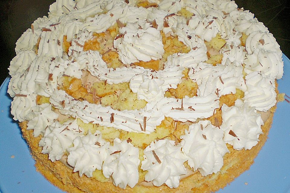 Bananentorte mit Schokosahne