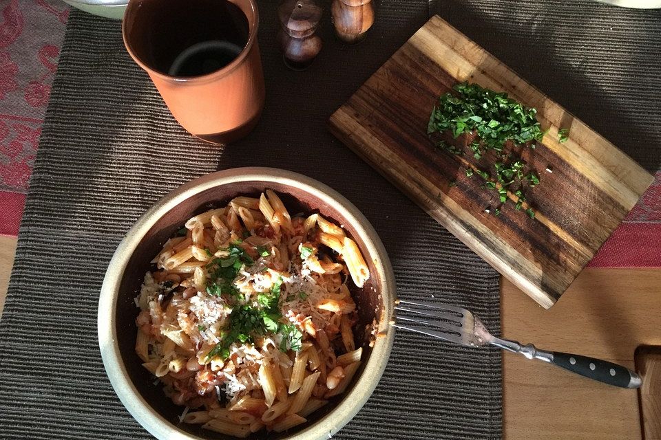 Pasta mit weißen Bohnen