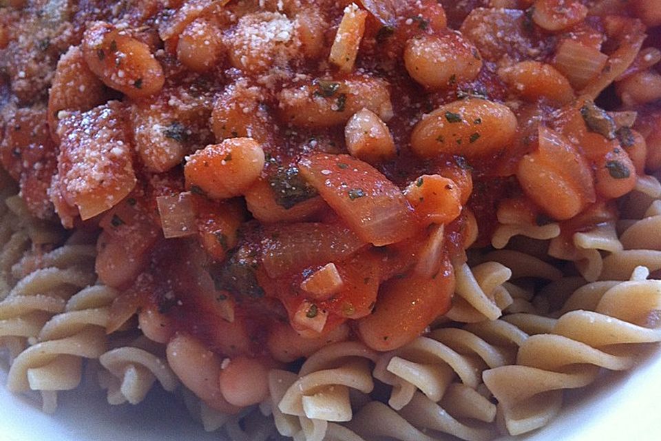 Pasta mit weißen Bohnen