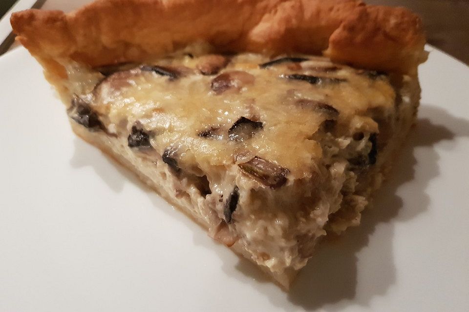 Champignontarte mit Emmentaler