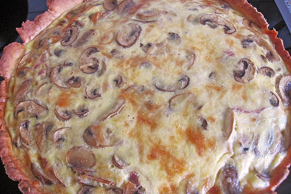 Champignontarte mit Emmentaler