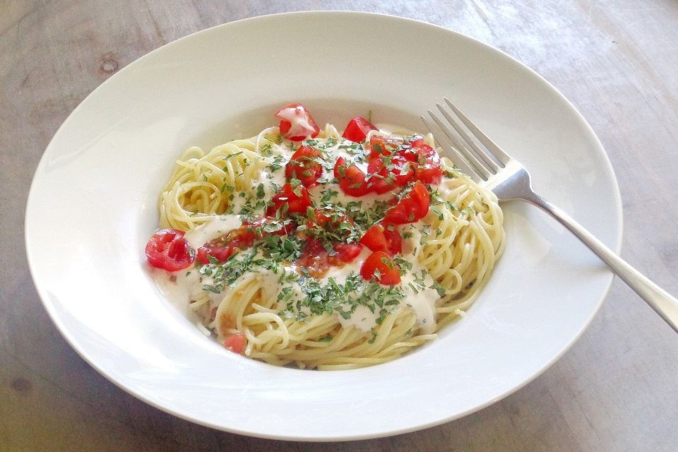 Spaghetti mit Knoblauch-Frischkäse