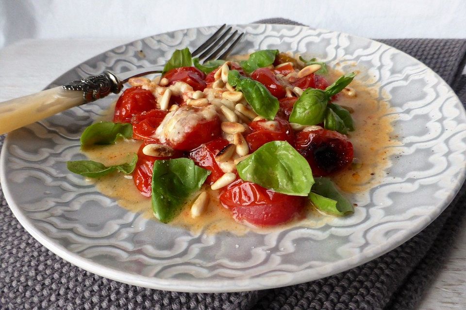 Geschmorte Tomaten alla Burrata