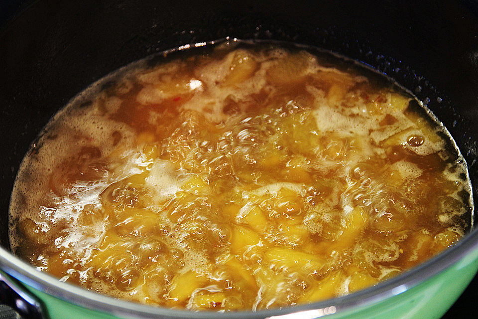 Ananas-Rhabarber-Chutney