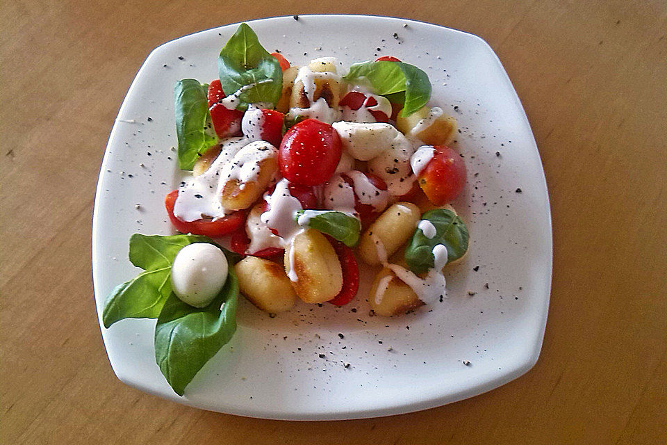 Gnocchi-Salat "Caprese"