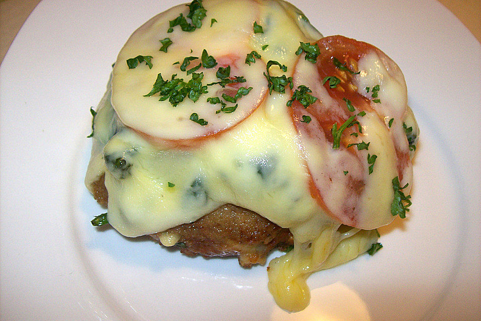 Überbackene Hackfleisch-Schnitzel