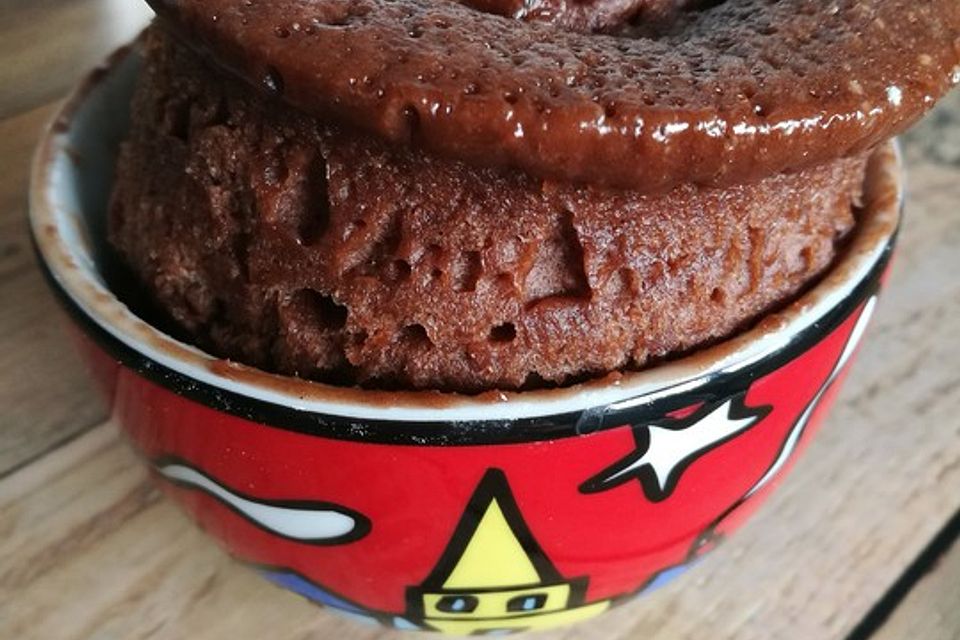 Cake in a mug