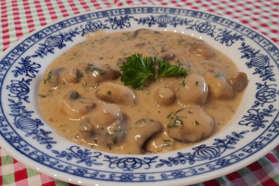 Champignon-Sahnesauce