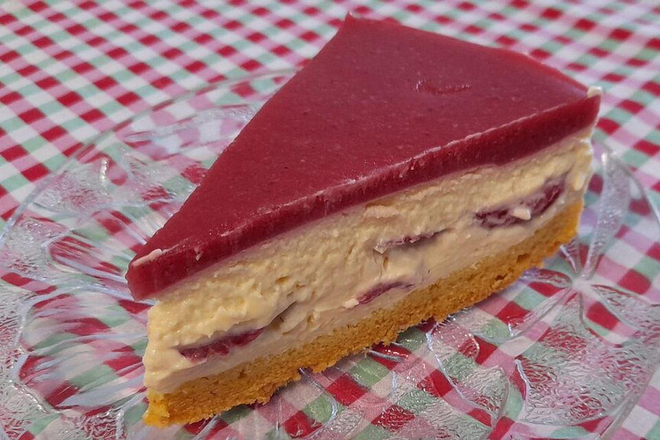 Erdbeer-Sahnetorte mit Frischkäse