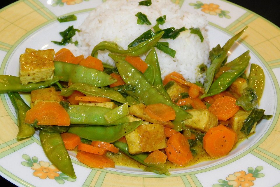 Hähnchenbrust mit Currygemüse