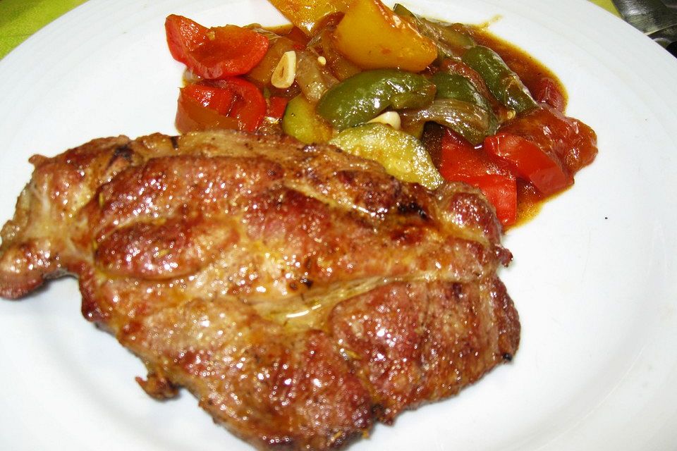 Putensteaks mit Ratatouille