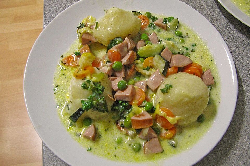 Knödel-Hack-Auflauf