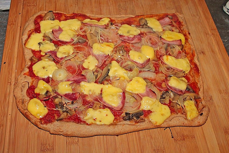 Schinken-Pilz-Pizza