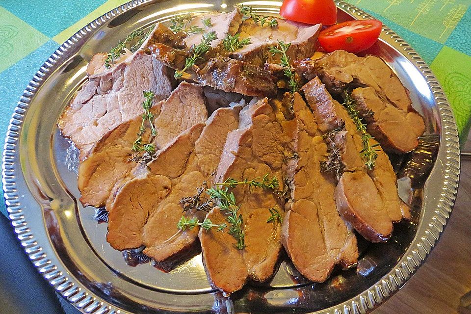 Schweinenacken im Salzbett