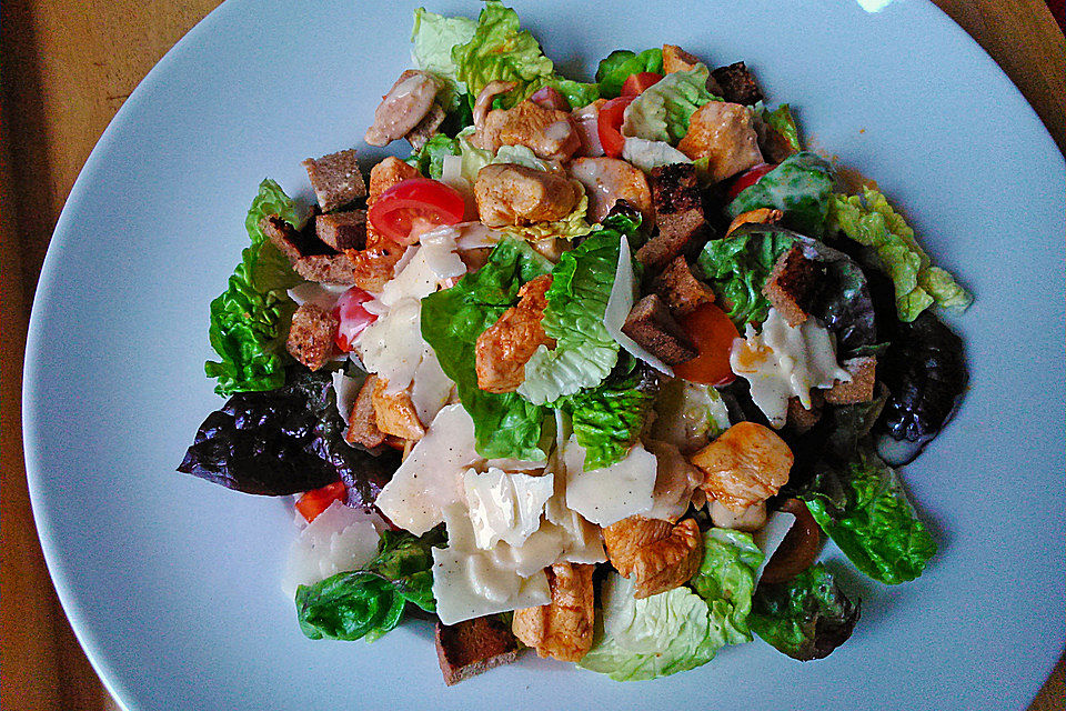 Cesar's Salad mit Hühnchen