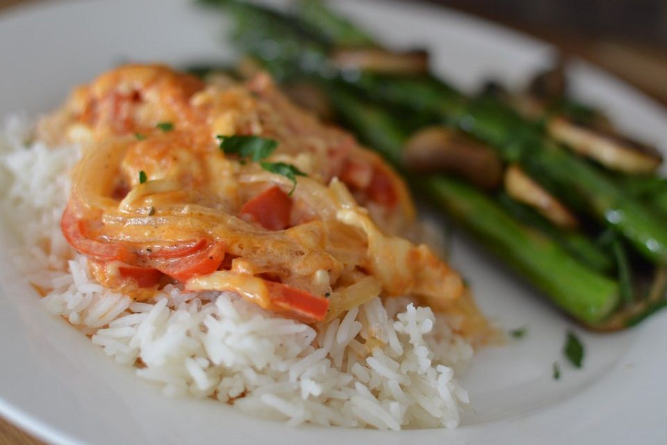 Paprika-Sahne-Hähnchen