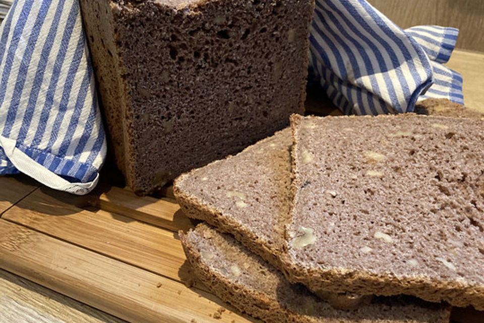 Dinkel-Walnuss Brot