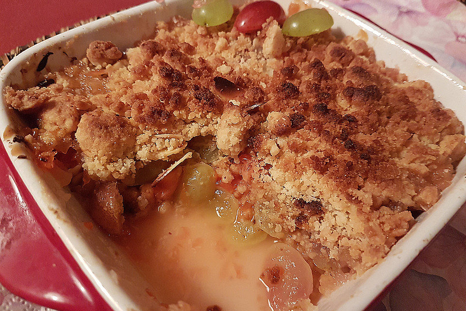 Grapefruit-Trauben Crumble