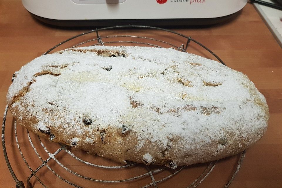 Idiotensicherer Quark-Marzipan Stollen