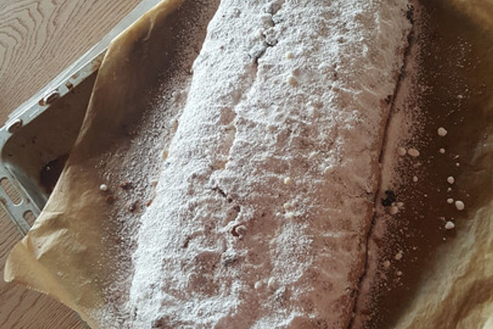 Idiotensicherer Quark-Marzipan Stollen