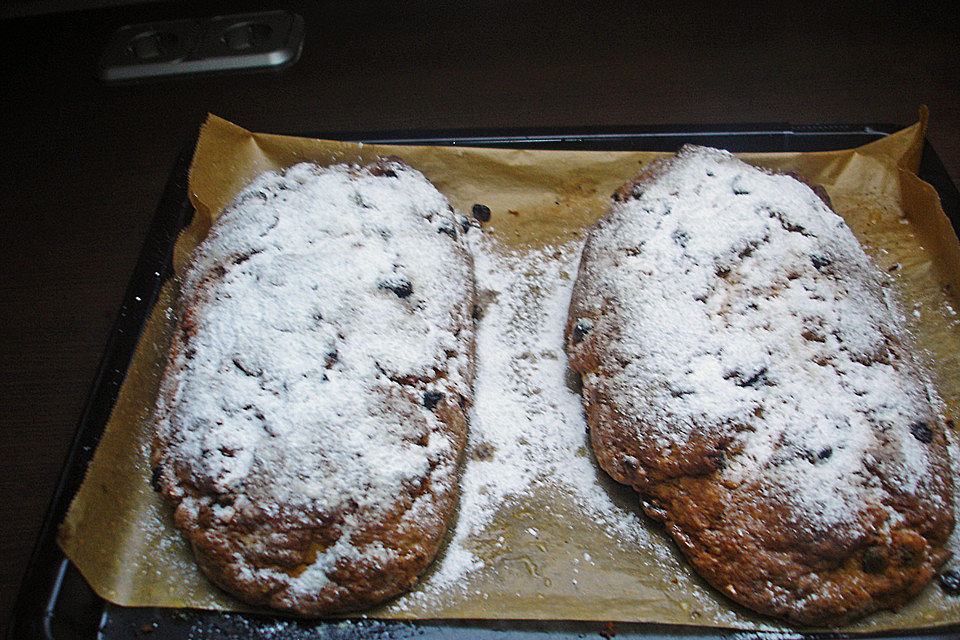 Idiotensicherer Quark-Marzipan Stollen