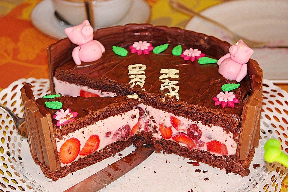 Schweinchen im Matschkübel-Torte