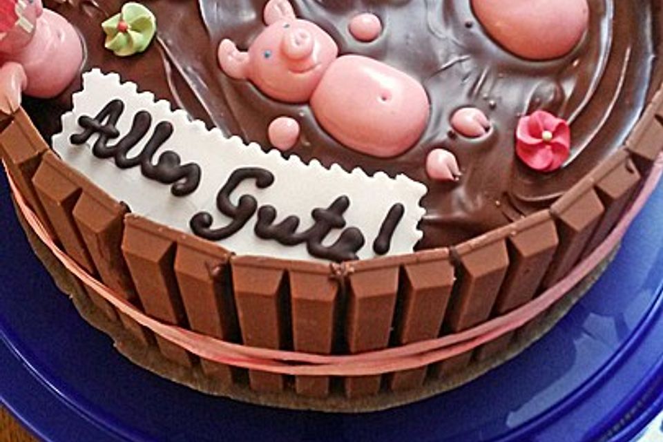 Schweinchen im Matschkübel-Torte