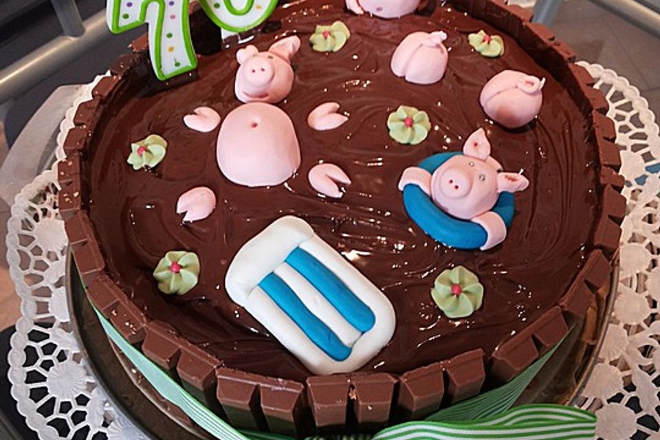 Schweinchen im Matschkübel-Torte