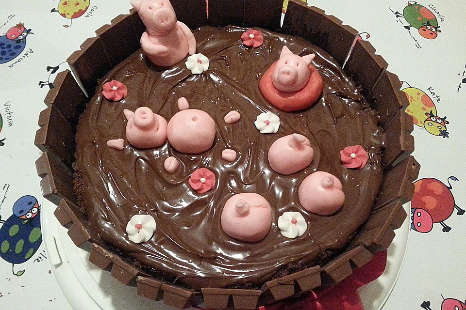 Schweinchen im Matschkübel-Torte