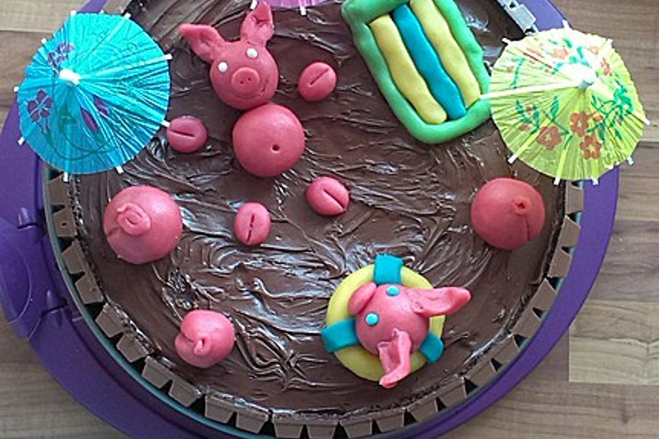 Schweinchen im Matschkübel-Torte